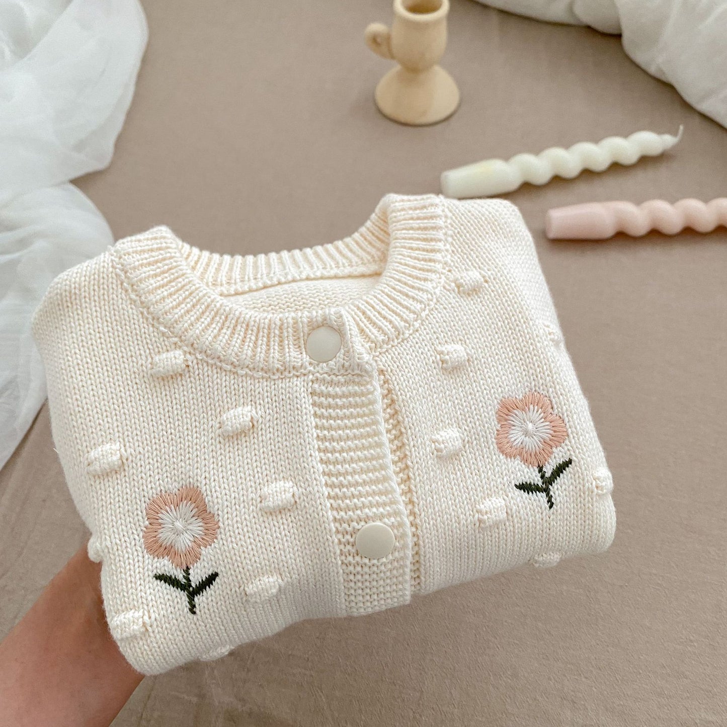 DK2097秋季女童甜美針織純棉花朵刺繡圓領長袖外套2024.07.05