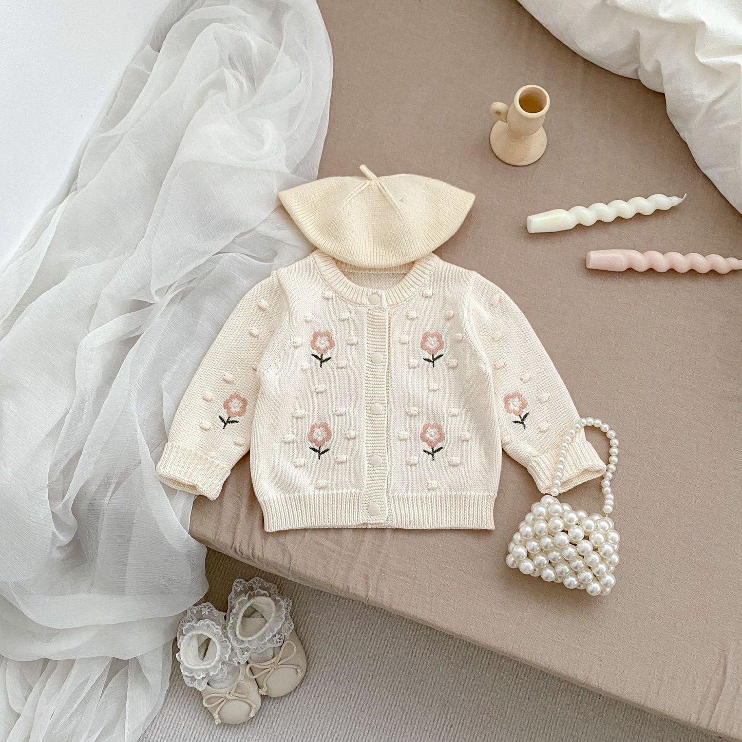 DK2097秋季女童甜美針織純棉花朵刺繡圓領長袖外套2024.07.05