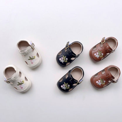 DN9207嬰兒鞋子夏季復古花朵刺繡女寶寶軟底防滑學步小皮鞋2024.05.17