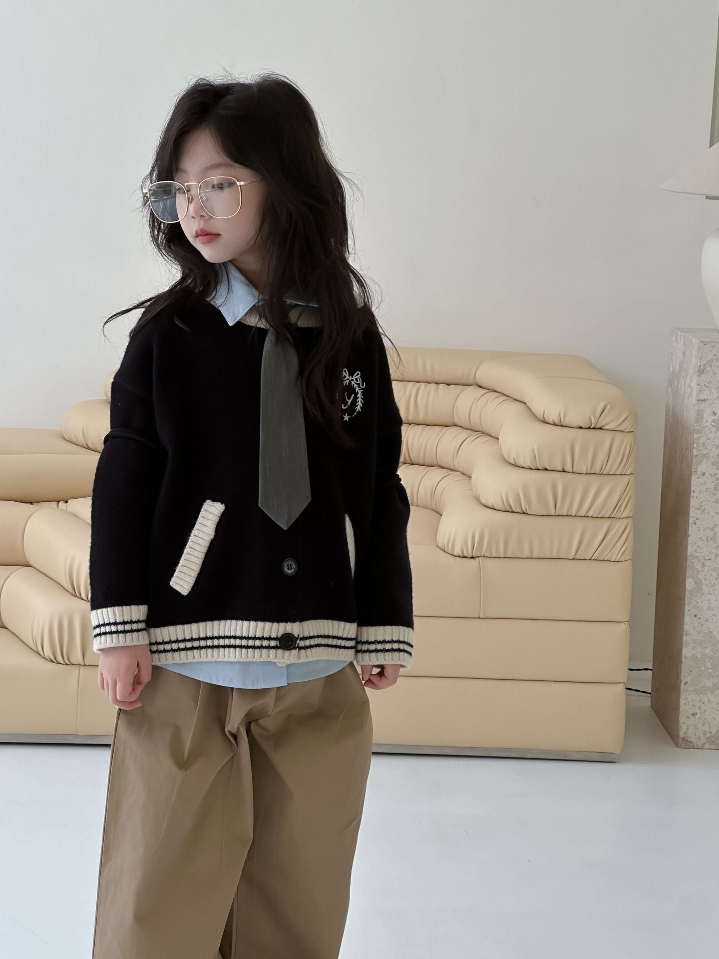 CA4776秋季女童學院風字母繡花拼色毛線外套2024.08.06