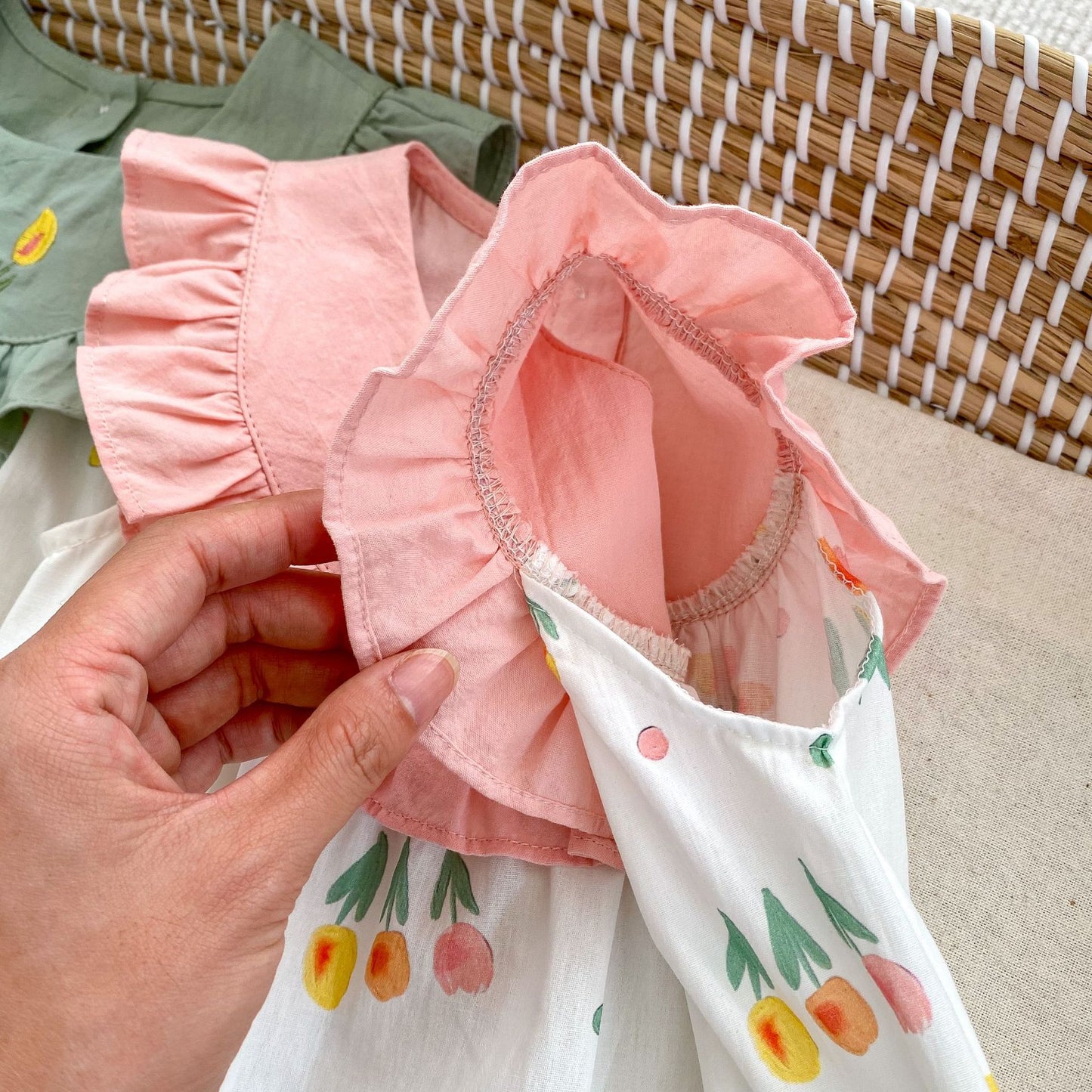 DF0062夏季甜美花朵刺繡無袖三角包屁衣2024.02.27