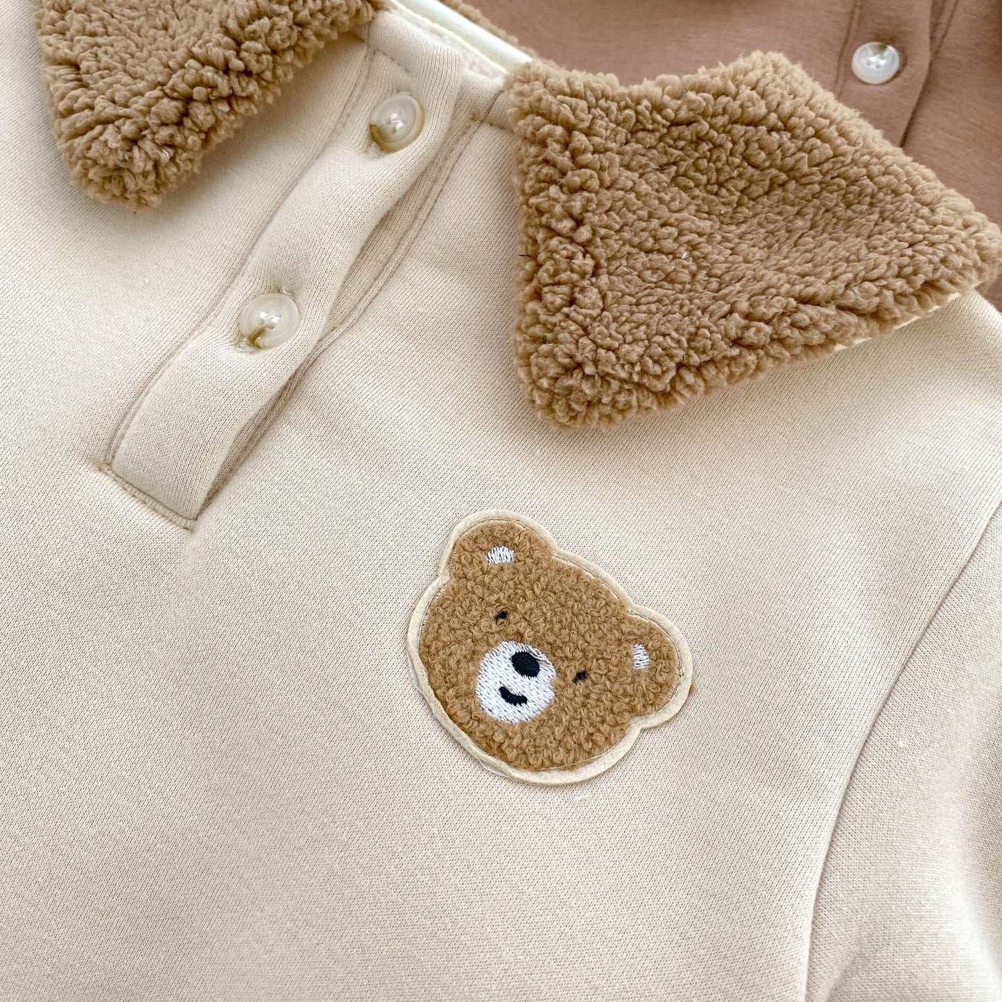 DS3275冬季拼色翻領可愛小熊加絨連體服2023.09.29