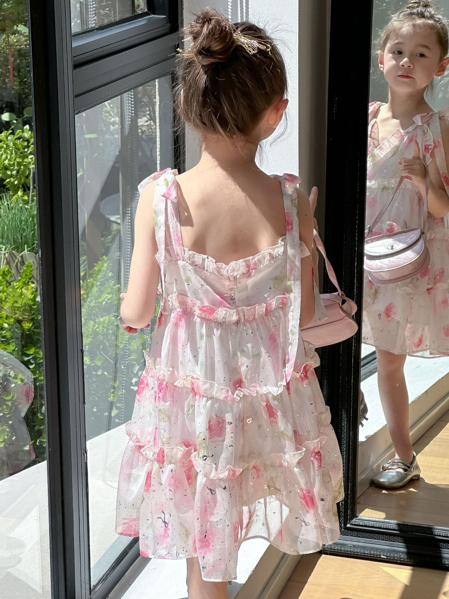 CN4902夏季中大女童閃亮蝴蝶結吊帶連衣裙2024.05.07