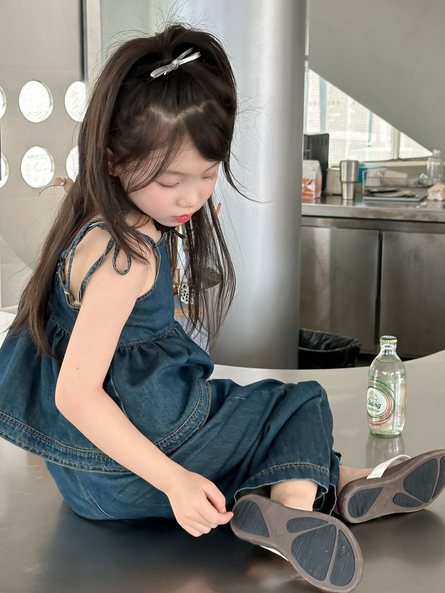 CJ4977韓版夏季女童辣妹風牛仔吊帶娃娃衫闊腿褲套裝兩件套2024.06.11