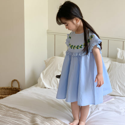 AA1454小清新刺繡蕾絲花邊公主裙2023.04.21