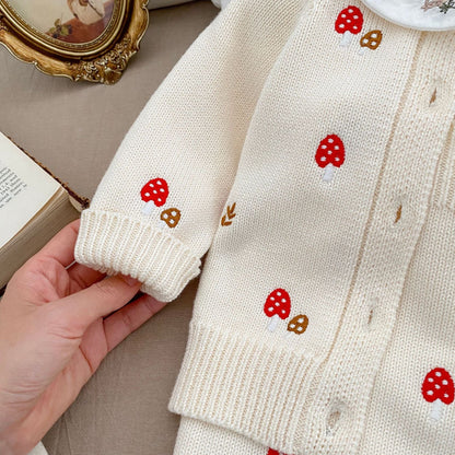 DD2023春秋蘑菇刺繡毛衣外套+無袖背帶寶寶褲2023.12.15
