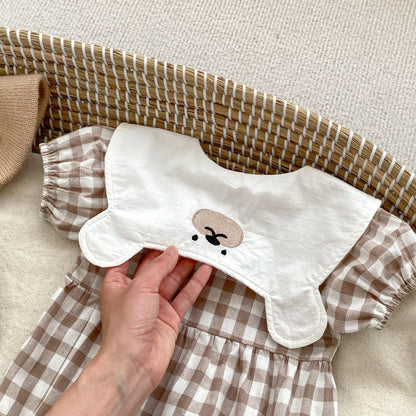DA3128可愛小熊刺繡格子短袖翻領包屁衣2023.04.21