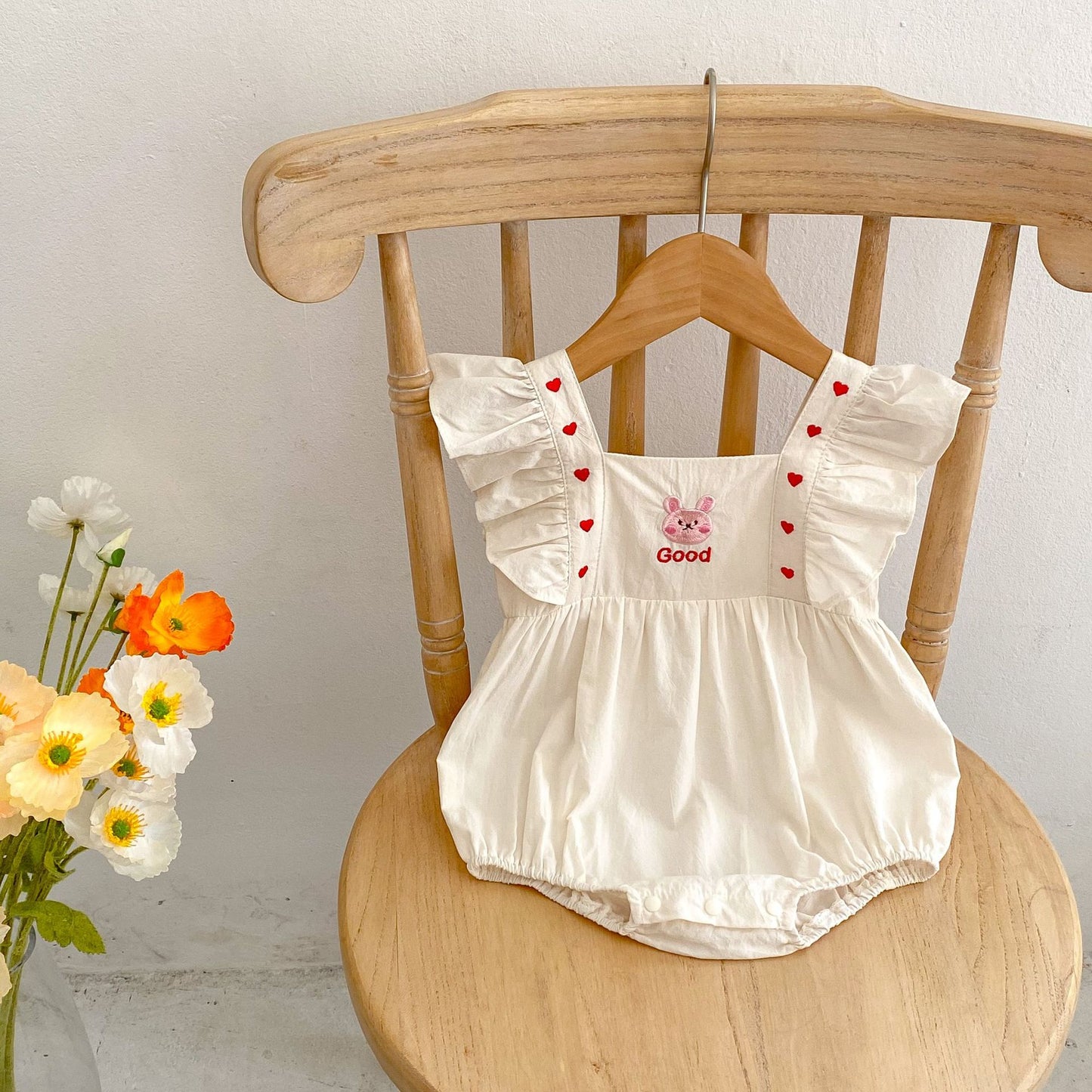 DA2716刺繡方領可愛兔子愛心飛袖包屁衣2023.04.21